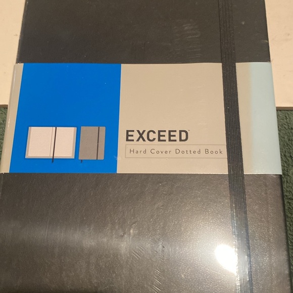 NWT Set of 2 Exceed Dotted Hardcover Notebooks - Picture 3 of 8